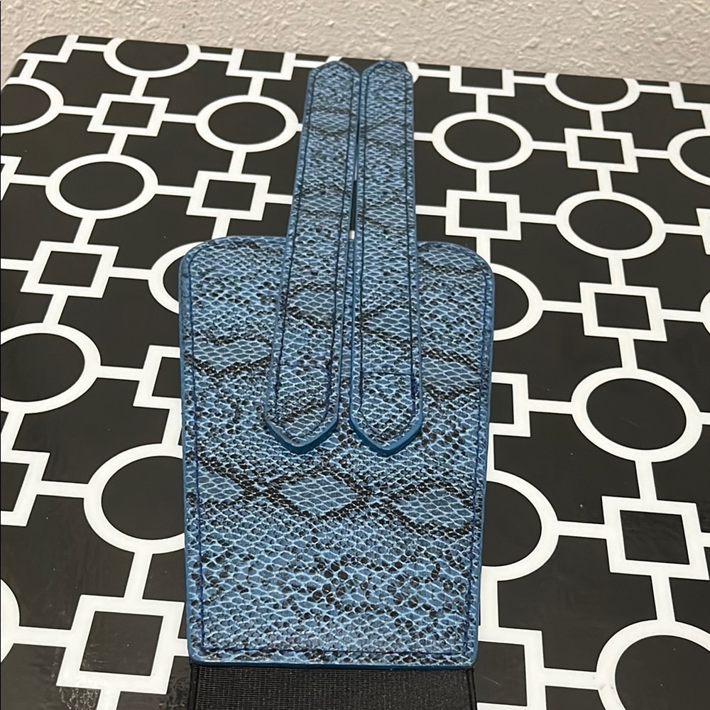 Blue and Black Faux Snakeskin S/M 34.75” Belt with Double Closure Silver Buckle - Picture 5 of 15